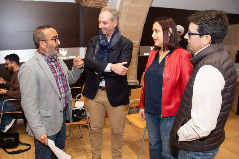 Diputación de Cáceres y Fedexcaza firman un convenio para impulsar la Red comarcal de atención cinegética