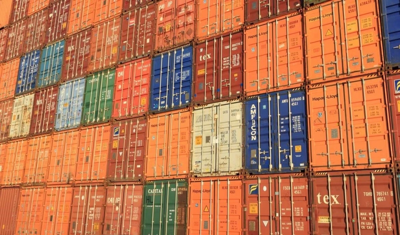 Las exportaciones internacionales de Extremadura bajan un 1% en el primer trimestre en comparación con 2024