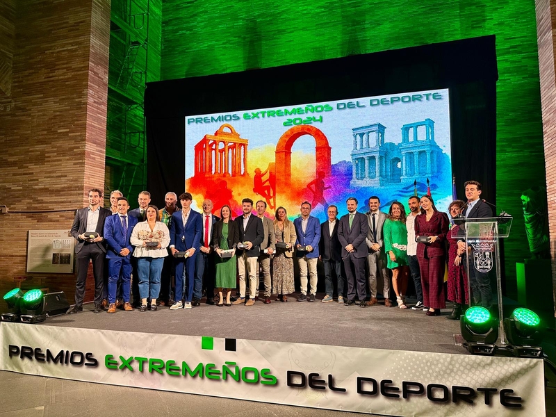 Abel Bautista reconoce la gran labor de los galardonados en los Premios Extremeños del Deporte 2024