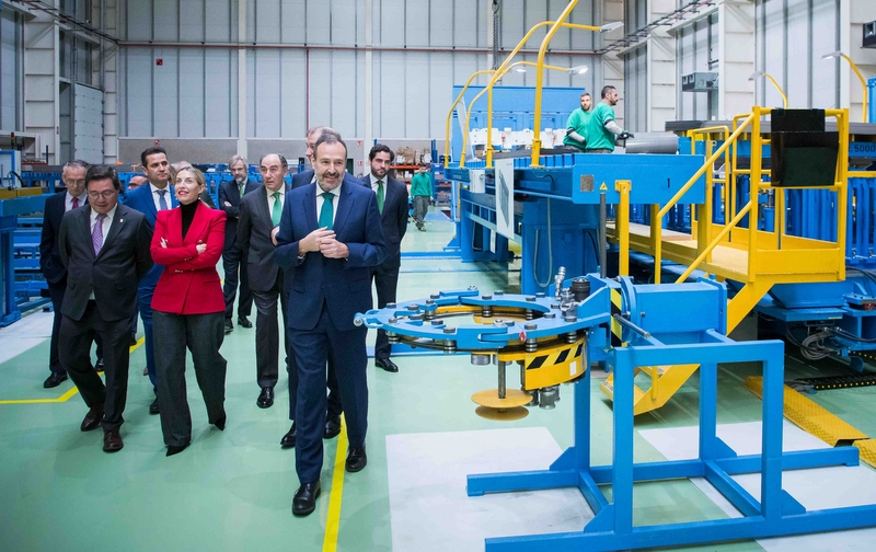 Guardiola destaca la ampliación de FARAMAX como 'un nuevo hito industrial' y un modelo de 'cooperación público-privada'