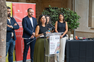 La moda sostenible hispano-lusa y el reciclaje textil llena las calles de Plasencia de la mano de la Diputación de Cáceres