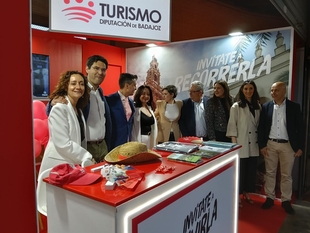 Da comienzo el Salón del Jamón Ibérico y la Dehesa de Jerez de los Caballeros
