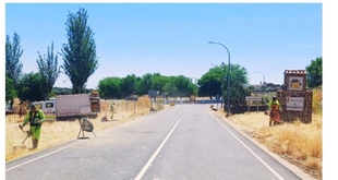 La Diputación de Cáceres trabaja en una “intensa campaña” de desbroce manual en la red provincial de carreteras