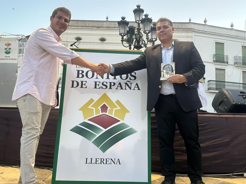 Llerena celebra su proclamación oficial como uno de Los Pueblos Más Bonitos de España