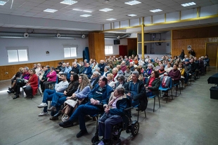 Salorino acoge el curso del programa IA AMPARO: un proyecto para combatir la soledad y la brecha digital en el medio rural