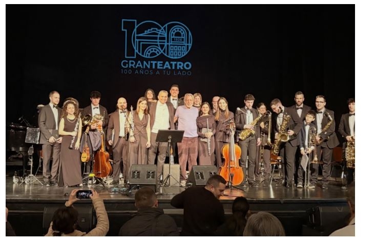 La Diputación de Cáceres celebra el Día de Extremadura con un concierto de Luis Pastor y la Banda Sinfónica Provincial