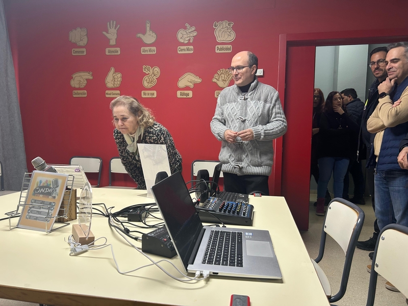 Vaquera destaca el avance de programas de innovación educativa en la escuela rural: 'Todo el alumnado extremeño tiene las mismas posibilidades'