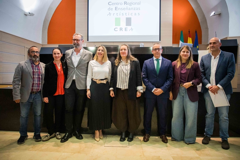 La Junta de Extremadura presenta el futuro Centro Regional de Enseñanzas Artísticas