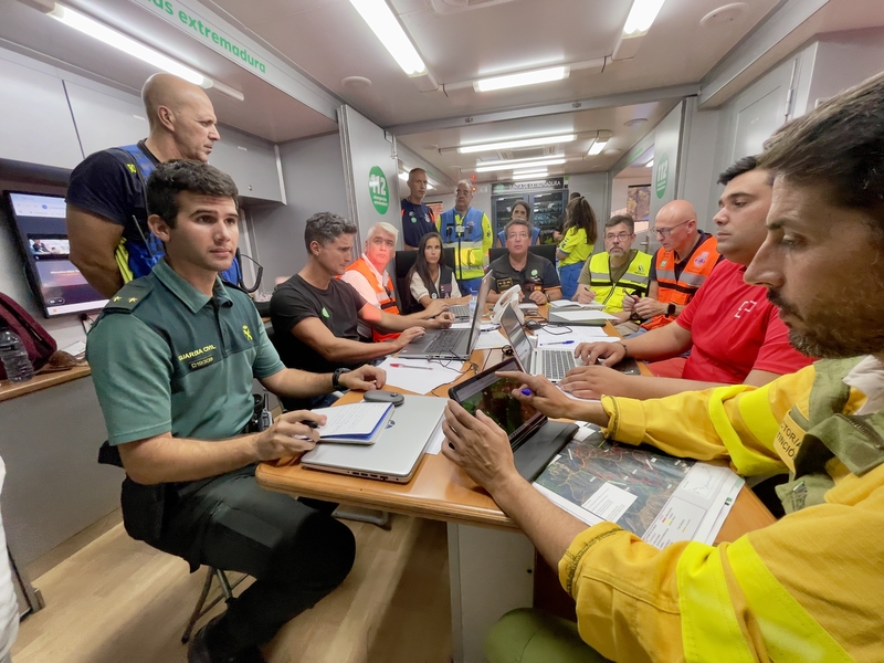 La Junta de Extremadura da por estabilizado el incendio forestal de Pinofranqueado